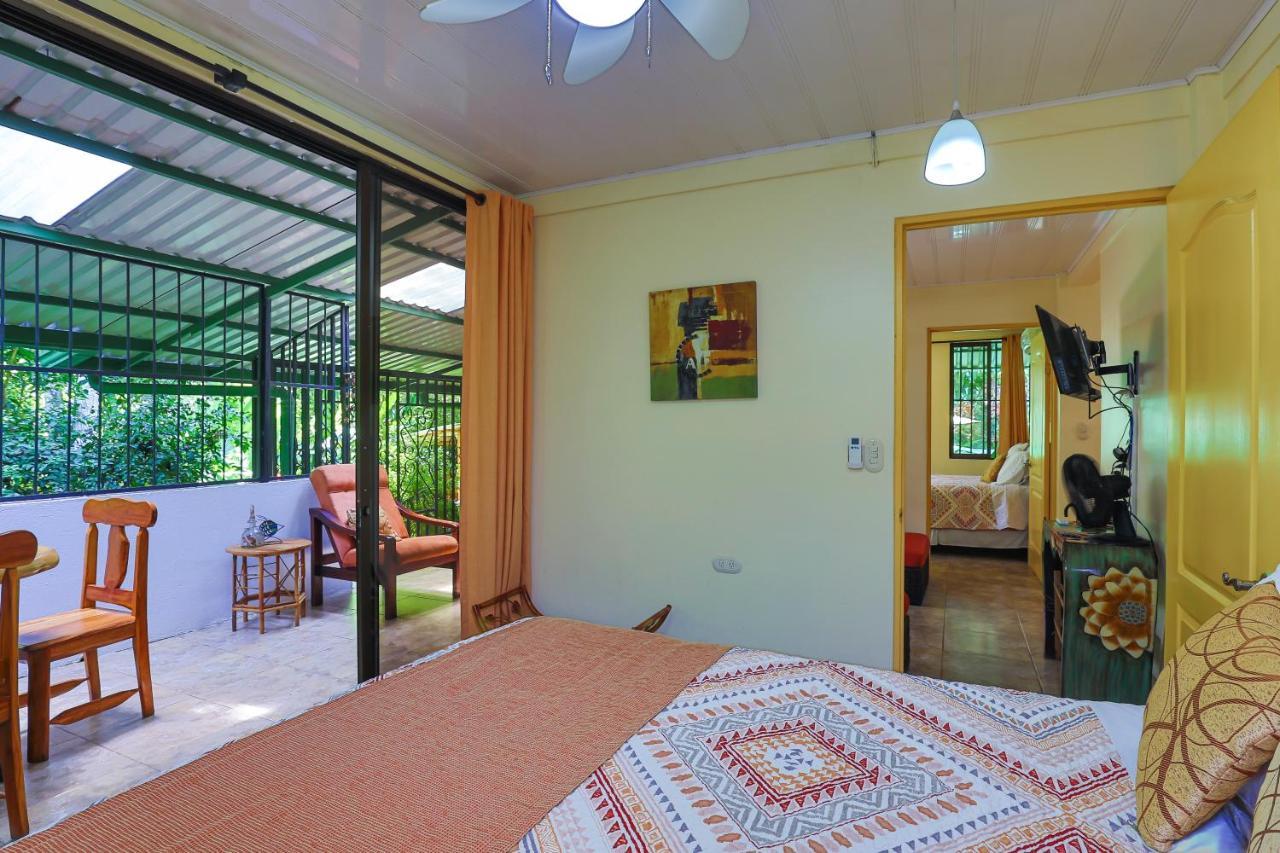 Jungle Creek Lejlighedshotel Manuel Antonio Eksteriør billede