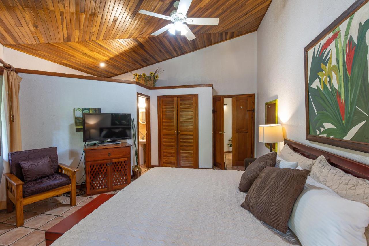 Jungle Creek Lejlighedshotel Manuel Antonio Eksteriør billede